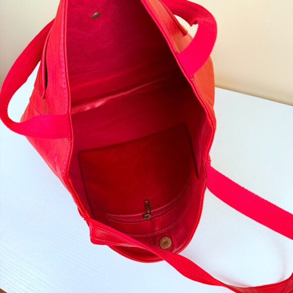 Vegan Leather Tote Bag – Magnetic Snap, Front Pocket & Interior Zip - Picture 7 of 9